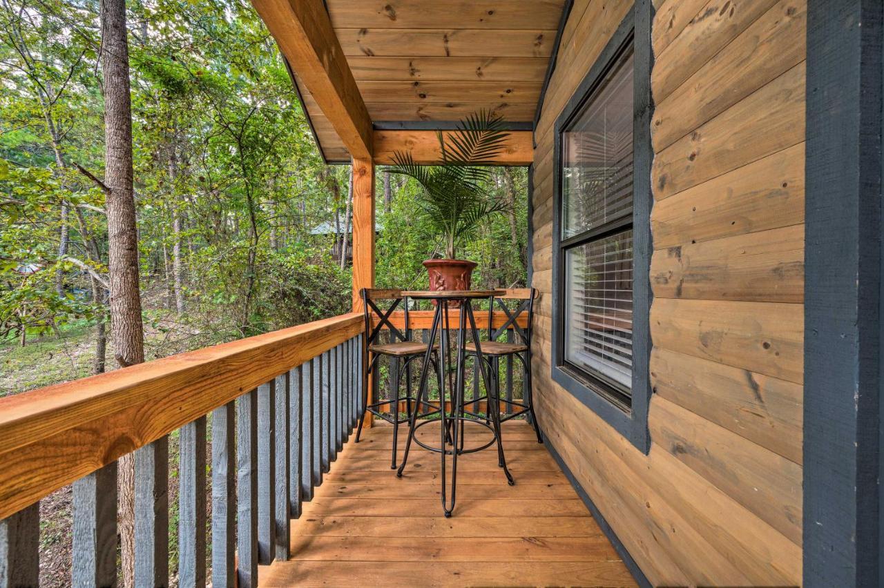Romantic Broken Bow Cabin With Jacuzzi And Fire Pit! Exterior photo